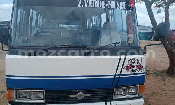 Buy Used Toyota 4Runner White Car in Maputo in Maputo Buy Used Toyota 4Runner White Car in Maputo in Maputo