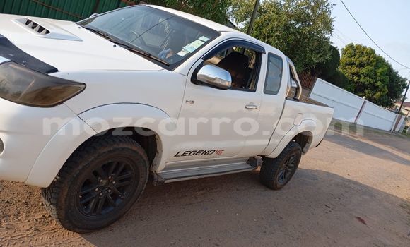 Tenga Tsaru Toyota Hilux Chena Mota in Maputo in Maputo Tenga Tsaru Toyota Hilux Chena Mota in Maputo in Maputo