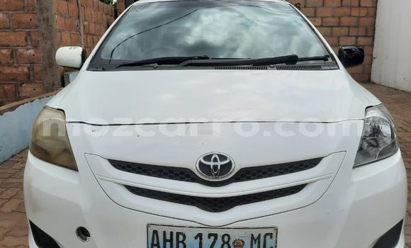 Buy Used Toyota Belta White Car in Maputo in Maputo