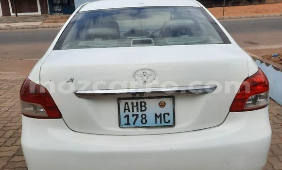 Comprar Usado Toyota Belta Branco Carro em Maputo em Maputo Comprar Usado Toyota Belta Branco Carro em Maputo em Maputo