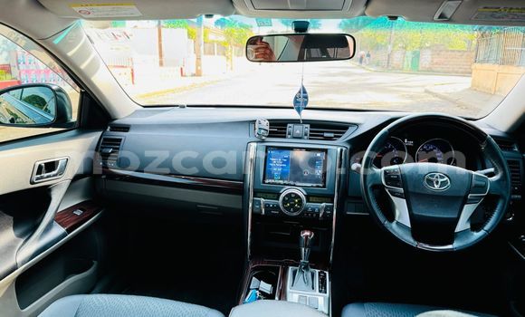 Tenga Tsaru Toyota Mark X Nhema Mota in Maputo in Maputo Tenga Tsaru Toyota Mark X Nhema Mota in Maputo in Maputo