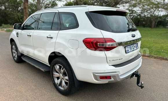 Comprar Usado Ford Everest Branco Carro em Maputo em Maputo Comprar Usado Ford Everest Branco Carro em Maputo em Maputo