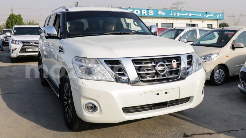 Big with watermark nissan patrol cabo delgado import dubai 5606