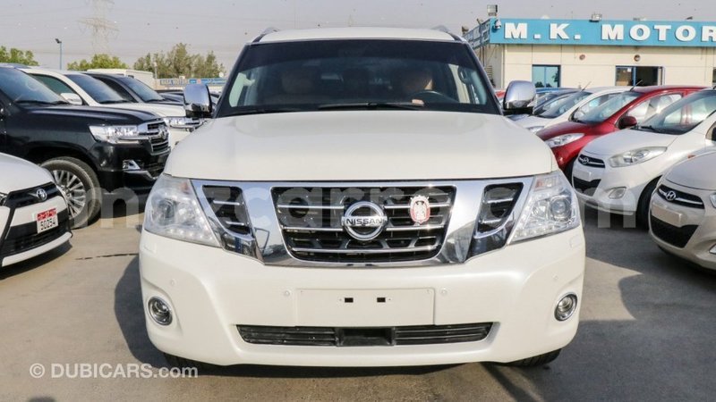 Big with watermark nissan patrol cabo delgado import dubai 5606