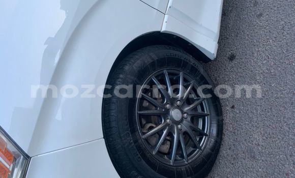 Comprar Usado Toyota Alphard Branco Carro em Maputo em Maputo Comprar Usado Toyota Alphard Branco Carro em Maputo em Maputo