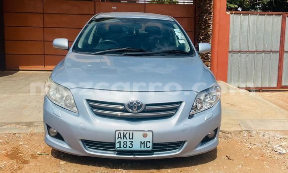Comprar Usado Toyota Corolla Prata Carro em Maputo em Maputo