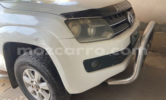 Comprar Usado Nissan Navara Branco Carro em Maputo em Maputo