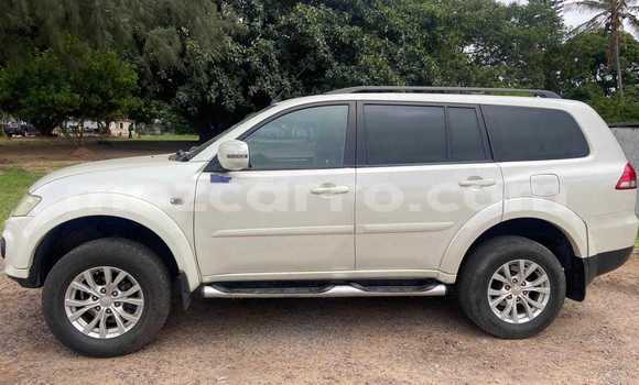 Nunua Ilio tumika Mitsubishi Pajero Sport Nyeupe Gari ndani ya Maputo nchini Maputo Nunua Ilio tumika Mitsubishi Pajero Sport Nyeupe Gari ndani ya Maputo nchini Maputo