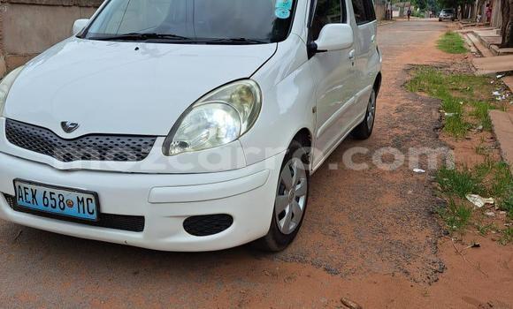 Tenga Tsaru Toyota FunCargo Chena Mota in Maputo in Maputo Tenga Tsaru Toyota FunCargo Chena Mota in Maputo in Maputo