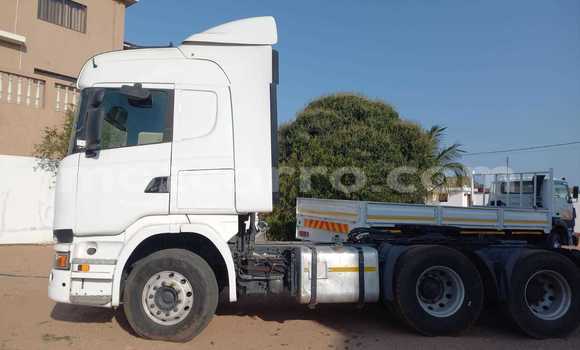 Buy Used Scania R420 White Truck in Maputo in Maputo Buy Used Scania R420 White Truck in Maputo in Maputo