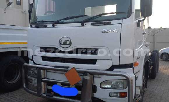 Comprar Usado Nissan UD Branco Caminhão em Maputo em Maputo