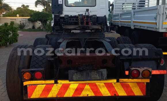 Nunua Ilio tumika Nissan UD Nyeupe Lori ndani ya Maputo nchini Maputo Nunua Ilio tumika Nissan UD Nyeupe Lori ndani ya Maputo nchini Maputo