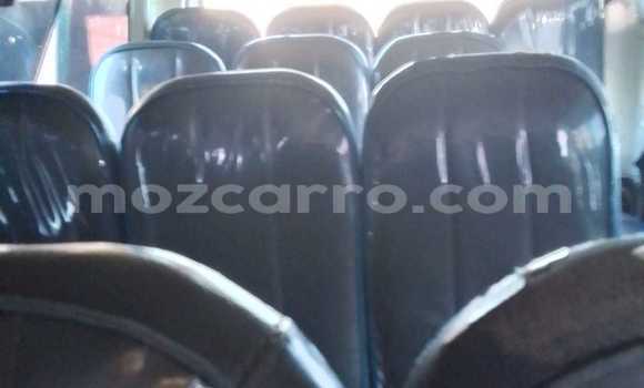 Comprar Usado Toyota Hiace Branco Carro em Maputo em Maputo Comprar Usado Toyota Hiace Branco Carro em Maputo em Maputo