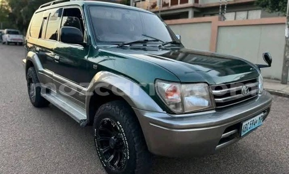 Tenga Tsaru Toyota Land Cruiser Prado Girinhi Mota in Maputo in Maputo