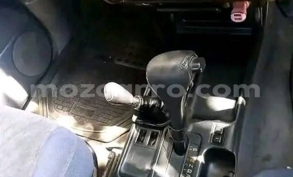 Nunua Ilio tumika Toyota Land Cruiser Prado Kijani Gari ndani ya Maputo nchini Maputo Nunua Ilio tumika Toyota Land Cruiser Prado Kijani Gari ndani ya Maputo nchini Maputo