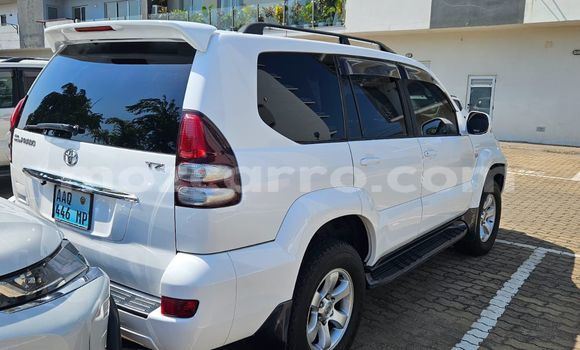 Buy Used Toyota Land Cruiser Prado White Car in Maputo in Maputo Buy Used Toyota Land Cruiser Prado White Car in Maputo in Maputo