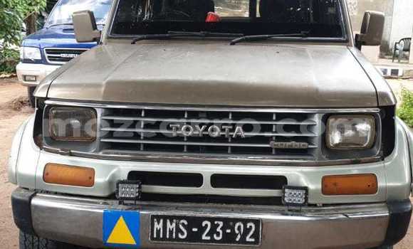 Buy Used Toyota Land Cruiser Brown Car in Maputo in Maputo