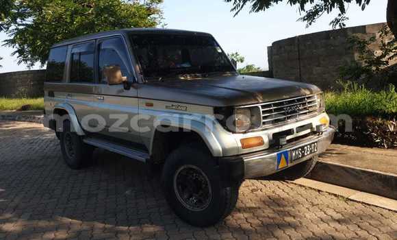 Nunua Ilio tumika Toyota Land Cruiser Brown Gari ndani ya Maputo nchini Maputo Nunua Ilio tumika Toyota Land Cruiser Brown Gari ndani ya Maputo nchini Maputo