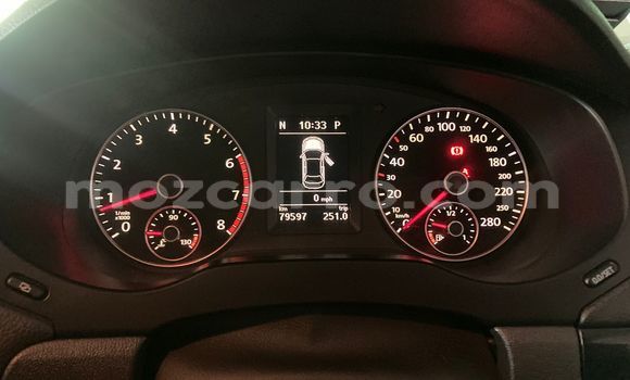 Nunua Ilio tumika Volkswagen Jetta Nyeupe Gari ndani ya Maputo nchini Maputo Nunua Ilio tumika Volkswagen Jetta Nyeupe Gari ndani ya Maputo nchini Maputo