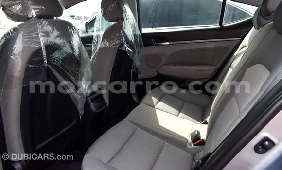 Comprar Importar Hyundai Elantra De outros Carro em Import - Dubai em Cabo Delgado Comprar Importar Hyundai Elantra De outros Carro em Import - Dubai em Cabo Delgado