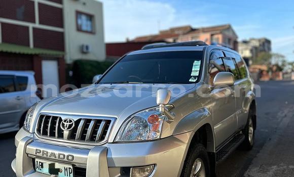 Nunua Ilio tumika Toyota Land Cruiser Prado Nyingine Gari ndani ya Maputo nchini Maputo Nunua Ilio tumika Toyota Land Cruiser Prado Nyingine Gari ndani ya Maputo nchini Maputo