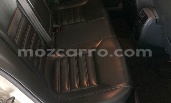 Nunua Ilio tumika Volkswagen Jetta Nyeupe Gari ndani ya Maputo nchini Maputo Nunua Ilio tumika Volkswagen Jetta Nyeupe Gari ndani ya Maputo nchini Maputo