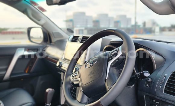Buy Used Toyota Land Cruiser Prado White Car in Maputo in Maputo Buy Used Toyota Land Cruiser Prado White Car in Maputo in Maputo