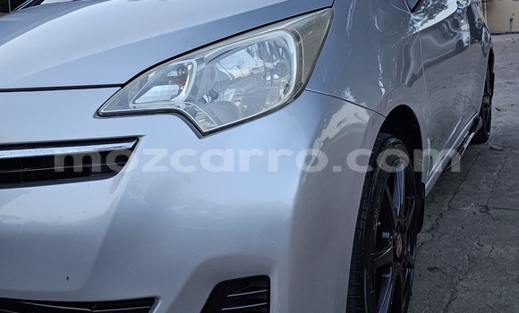 Comprar Usado Toyota Ractis Prata Carro em Maputo em Maputo