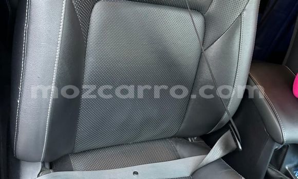Nunua Ilio tumika Toyota Hiluxe Revo Nyeupe Gari ndani ya Maputo nchini Maputo Nunua Ilio tumika Toyota Hiluxe Revo Nyeupe Gari ndani ya Maputo nchini Maputo
