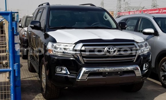 Comprar Importar Toyota Land Cruiser Preto Carro em Import - Dubai em Cabo Delgado Comprar Importar Toyota Land Cruiser Preto Carro em Import - Dubai em Cabo Delgado
