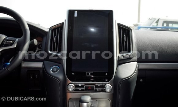 Comprar Importar Toyota Land Cruiser Preto Carro em Import - Dubai em Cabo Delgado Comprar Importar Toyota Land Cruiser Preto Carro em Import - Dubai em Cabo Delgado
