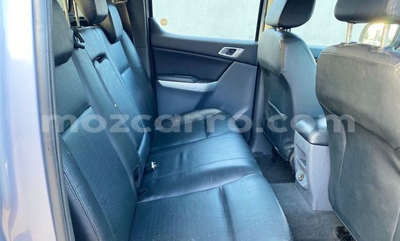 Comprar Usado Mazda BT-50 De outros Carro em Maputo em Maputo Comprar Usado Mazda BT-50 De outros Carro em Maputo em Maputo