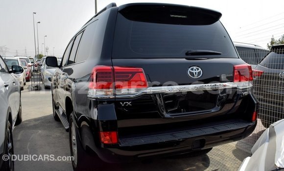 Comprar Importar Toyota Land Cruiser Preto Carro em Import - Dubai em Cabo Delgado Comprar Importar Toyota Land Cruiser Preto Carro em Import - Dubai em Cabo Delgado