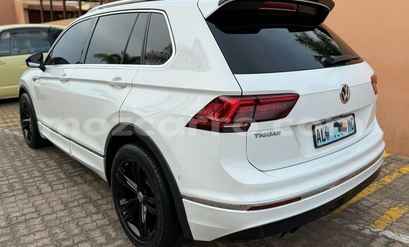 Buy New Volkswagen Tiguan Blue Car in Maputo in Maputo Buy New Volkswagen Tiguan Blue Car in Maputo in Maputo