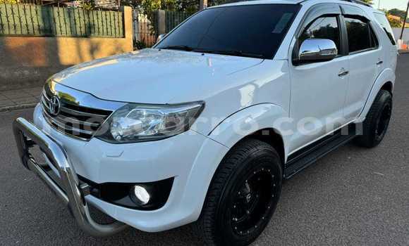 Tenga Tsaru Toyota Fortuner Chena Mota in Maputo in Maputo Tenga Tsaru Toyota Fortuner Chena Mota in Maputo in Maputo