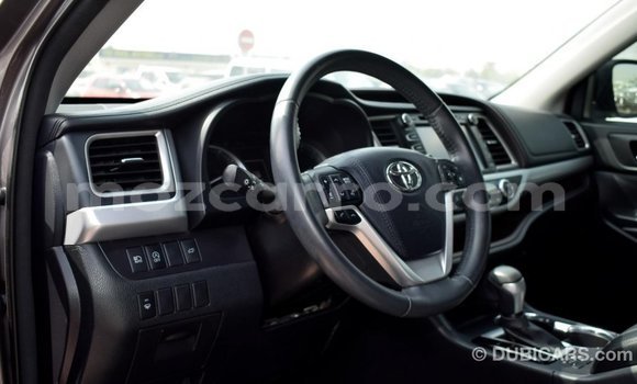 Comprar Importar Toyota Highlander De outros Carro em Import - Dubai em Cabo Delgado Comprar Importar Toyota Highlander De outros Carro em Import - Dubai em Cabo Delgado