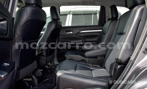 Comprar Importar Toyota Highlander De outros Carro em Import - Dubai em Cabo Delgado Comprar Importar Toyota Highlander De outros Carro em Import - Dubai em Cabo Delgado