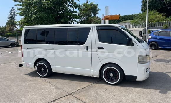 Tenga Tsaru Toyota Hiace Chena Mota in Maputo in Maputo Tenga Tsaru Toyota Hiace Chena Mota in Maputo in Maputo