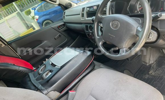Buy Used Toyota Hiace White Car in Maputo in Maputo Buy Used Toyota Hiace White Car in Maputo in Maputo