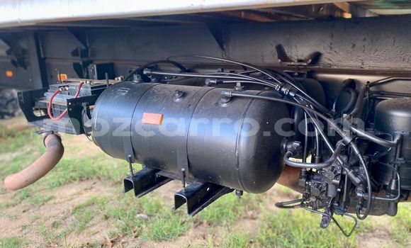 Buy New Isuzu 117 White Car in Maputo in Maputo Buy New Isuzu 117 White Car in Maputo in Maputo