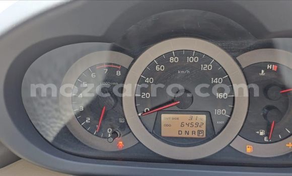 Comprar Novo Toyota Vanguard Vermelho Carro em Maputo em Maputo Comprar Novo Toyota Vanguard Vermelho Carro em Maputo em Maputo