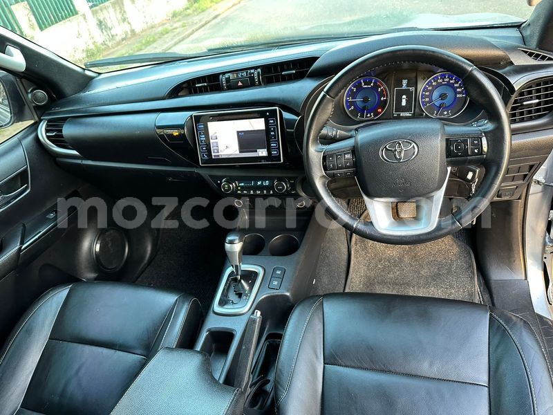 Big with watermark toyota hiluxe revo maputo maputo 32819