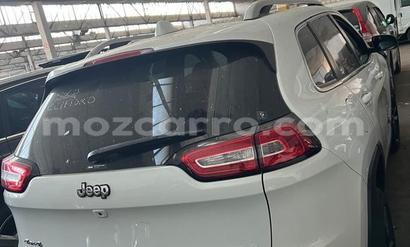 Buy Used Jeep Cherokee White Car in Maputo in Maputo Buy Used Jeep Cherokee White Car in Maputo in Maputo