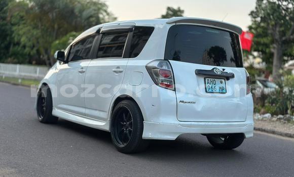 Comprar Usado Toyota Ractis Branco Carro em Maputo em Maputo Comprar Usado Toyota Ractis Branco Carro em Maputo em Maputo