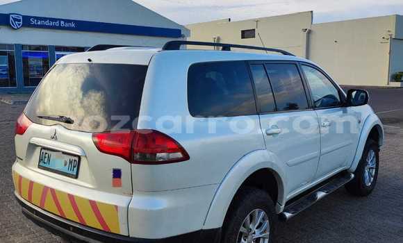 Nunua Ilio tumika Mitsubishi Pajero Sport Nyeupe Gari ndani ya Maputo nchini Maputo Nunua Ilio tumika Mitsubishi Pajero Sport Nyeupe Gari ndani ya Maputo nchini Maputo