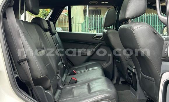 Buy Used Ford Everest White Car in Maputo in Maputo Buy Used Ford Everest White Car in Maputo in Maputo