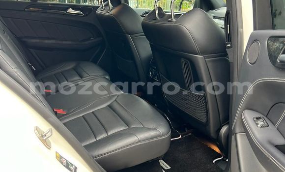 Comprar Novo Mercedes‒Benz M-klasse AMG Branco Carro em Maputo em Maputo Comprar Novo Mercedes‒Benz M-klasse AMG Branco Carro em Maputo em Maputo