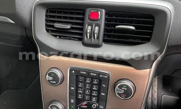 Buy Used Volvo V40 Other Car in Maputo in Maputo Buy Used Volvo V40 Other Car in Maputo in Maputo