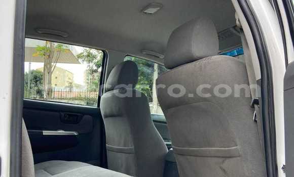 Comprar Usado Toyota Hilux Branco Carro em Maputo em Maputo Comprar Usado Toyota Hilux Branco Carro em Maputo em Maputo