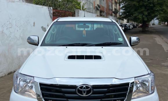 Comprar Usado Toyota Hilux Branco Carro em Maputo em Maputo Comprar Usado Toyota Hilux Branco Carro em Maputo em Maputo